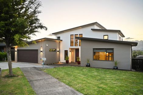 Photo of property in 8 Bishopsworth Way, Huntington, Hamilton, 3210