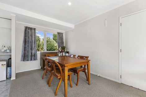 Photo of property in 44 Tamahere Drive, Glenfield, Auckland, 0629