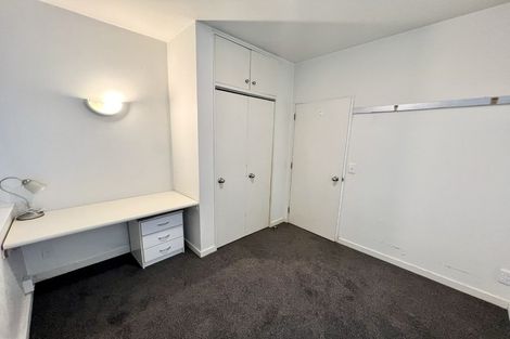 Photo of property in Terrace Tower Apartments, 10a/126 The Terrace, Wellington Central, Wellington, 6011