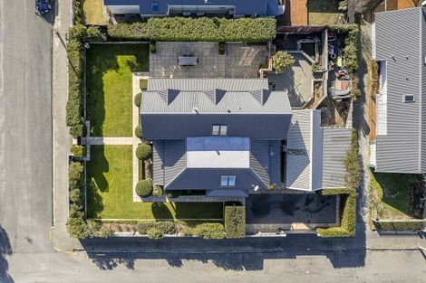 Photo of property in 33 Hardwicke Street, Sumner, Christchurch, 8081