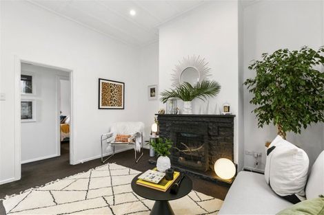 Photo of property in 6 Jeypore Street, Berhampore, Wellington, 6023