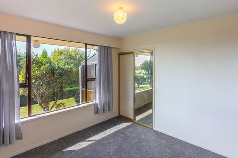 Photo of property in 6 Leatham Avenue, Strandon, New Plymouth, 4312
