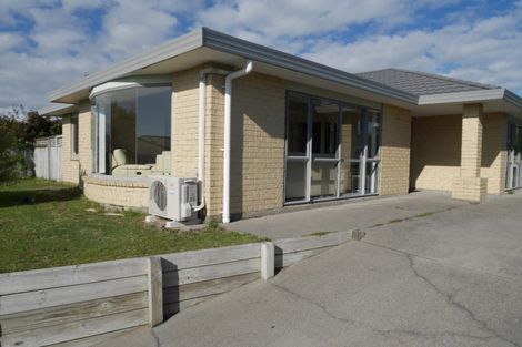 Photo of property in 151 Realm Drive, Paraparaumu, 5032