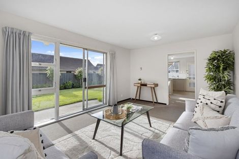 Photo of property in 1/124 Lake Terrace Road, Burwood, Christchurch, 8061