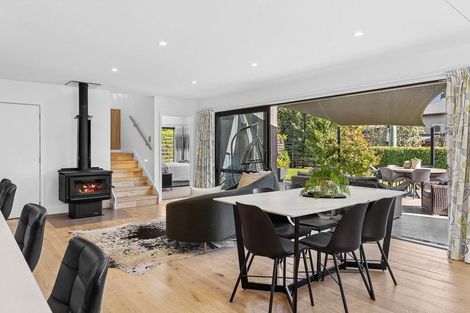 Photo of property in 5 Jessies Crescent, Wanaka, 9305