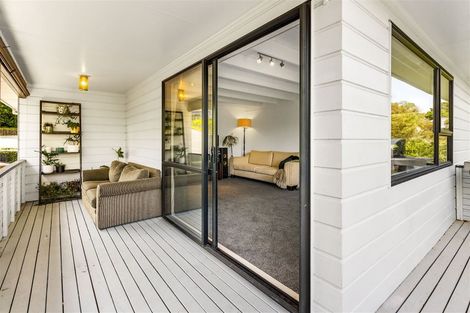 Photo of property in 2/82 Verbena Road, Birkdale, Auckland, 0626