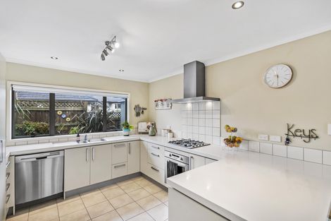 Photo of property in 30 Twomey Drive, Pukekohe, 2120