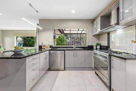 Photo of property in 12 Kunzea Place, Greenhithe, Auckland, 0632