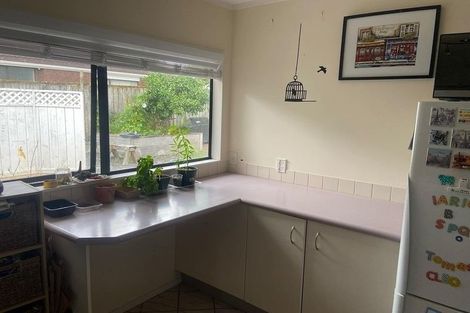 Photo of property in 12 Renata Road, Otaki, 5512