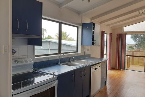 Photo of property in 115 Sykes Road, Weymouth, Auckland, 2103