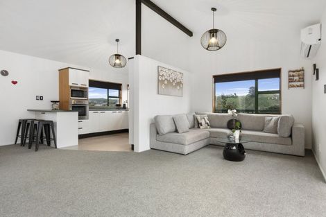 Photo of property in 17 Vanderbilt Place, Welcome Bay, Tauranga, 3112