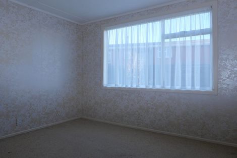 Photo of property in 115 Gloaming Hill, Titahi Bay, Porirua, 5022