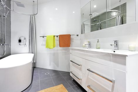 Photo of property in The Nautilus Apartments, 6a/18 Hobson Street, Auckland Central, Auckland, 1010