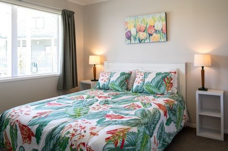 Photo of property in 2 Banks Street, Cooks Beach, Whitianga, 3591