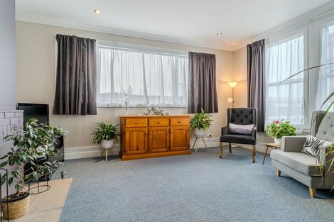 Photo of property in 196 Oxford Street, South Dunedin, Dunedin, 9012