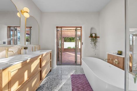 Photo of property in 1153 Wanaka-luggate Highway, Luggate, Wanaka, 9382