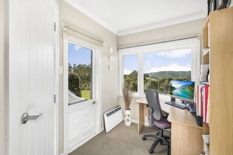 Photo of property in 54 Mcgregor Road, Clevedon, Papakura, 2582