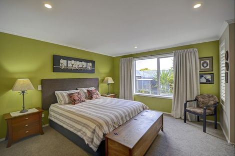 Photo of property in 14 Howard Street, Carterton, 5713