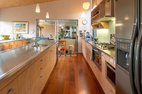 Photo of property in 37 Kensington Drive, Peka Peka, Waikanae, 5391