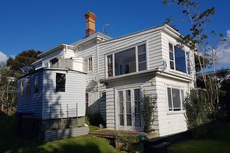 Photo of property in 6 Bloomfield Place, Epsom, Auckland, 1023