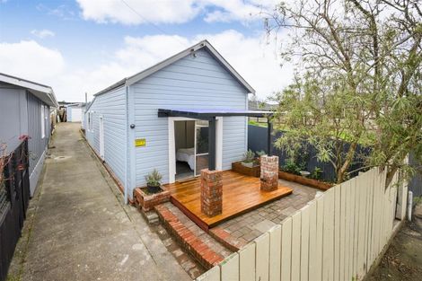 Photo of property in 140 Broadway, Marton, 4710