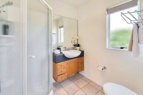 Photo of property in 2/41 Selwyn Crescent, Forrest Hill, Auckland, 0620