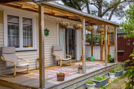 Photo of property in 27 Wavell Crescent, Lansdowne, Masterton, 5810