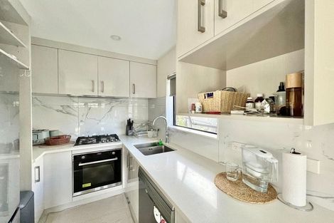 Photo of property in 46a Golfland Drive, Golflands, Auckland, 2013