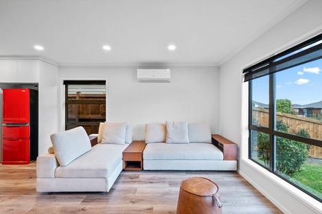 Photo of property in 4 Raoriki Road, Pukekohe, 2120