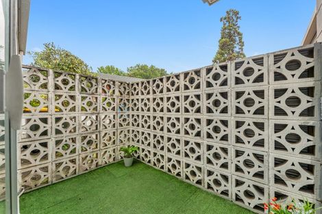 Photo of property in 1/42 Bentley Avenue, Glenfield, Auckland, 0629