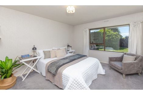 Photo of property in 61 Lowry Avenue, Redwood, Christchurch, 8051