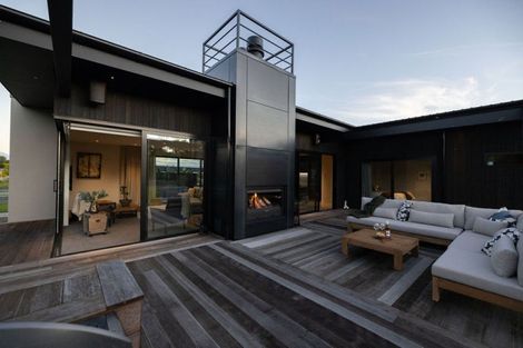 Photo of property in 10 Rodeo Place, Outram, 9019