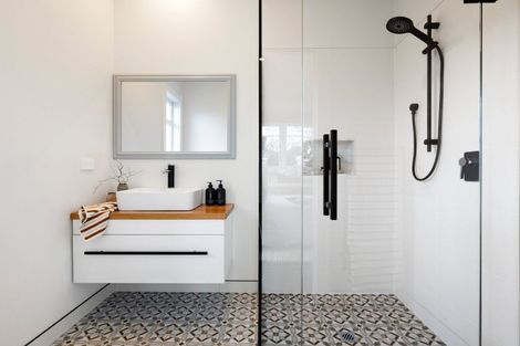 Photo of property in 18 Rata Street, Maeroa, Hamilton, 3200