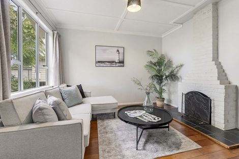 Photo of property in 9 Princes Street, Fitzroy, New Plymouth, 4312
