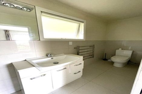 Photo of property in 100 Oakdale Road, Mount Roskill, Auckland, 1041