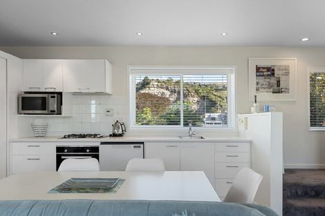 Photo of property in 1/6 Burgess Street, Sumner, Christchurch, 8081