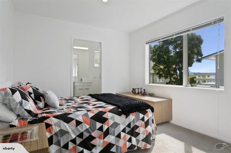 Photo of property in 2 Mahuta Road, Waitahanui, Taupo, 3378