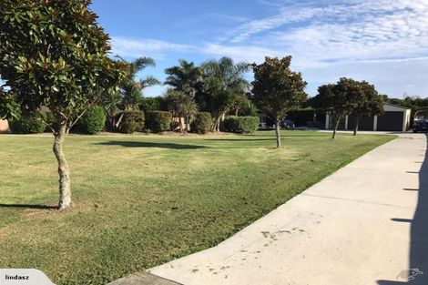 Photo of property in 3 Frank Knight Place, Waiuku, 2123