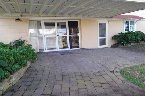 Photo of property in 17 The Terrace, Takapuna, Auckland, 0622