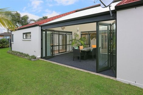 Photo of property in 17 Chelmsley Avenue, Henderson, Auckland, 0612