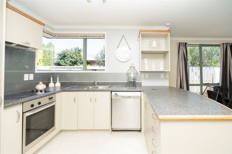 Photo of property in 11 Mckenzie Place, Rototuna North, Hamilton, 3210