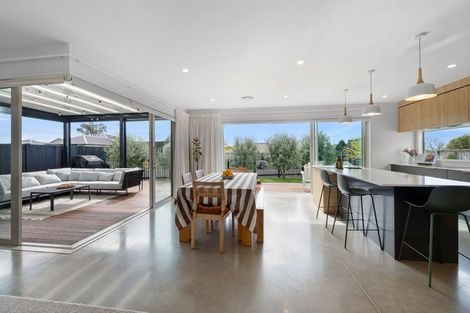 Photo of property in 409 Frankley Road, Ferndale, New Plymouth, 4310