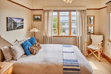 Photo of property in 267 Muritai Road, Eastbourne, Lower Hutt, 5013