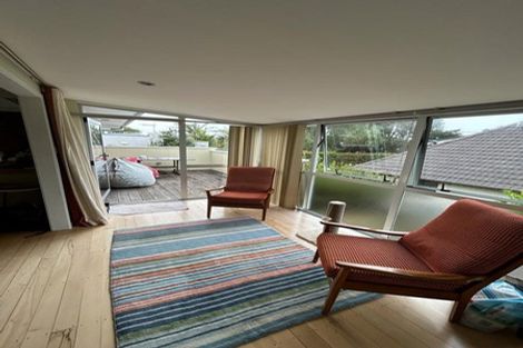 Photo of property in 3/7 Seacliffe Avenue, Belmont, Auckland, 0622