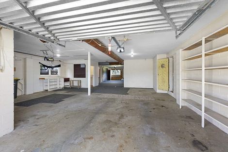 Photo of property in 44 Nevada Drive, Merrilands, New Plymouth, 4312