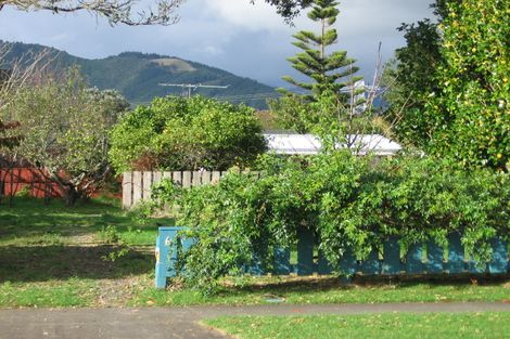 Photo of property in 6 Nimmo Avenue, Waikanae, 5036