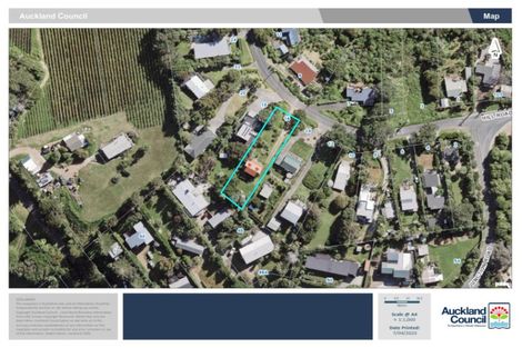 Photo of property in 16 Cory Road, Palm Beach, Waiheke Island, 1081