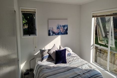 Photo of property in 1/137 Rangatira Road, Beach Haven, Auckland, 0626