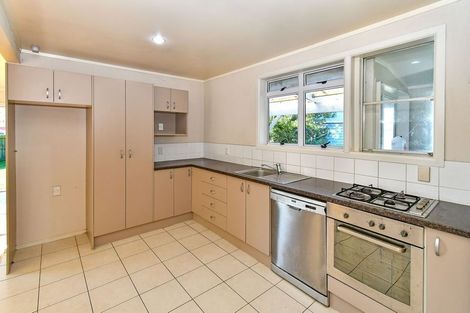 Photo of property in 17 Mclean Avenue, Papatoetoe, Auckland, 2025