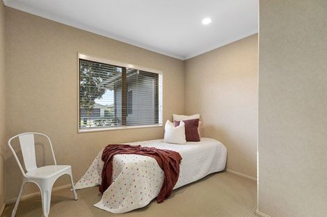 Photo of property in 35 Santa Cruz Drive, Papamoa Beach, Papamoa, 3118